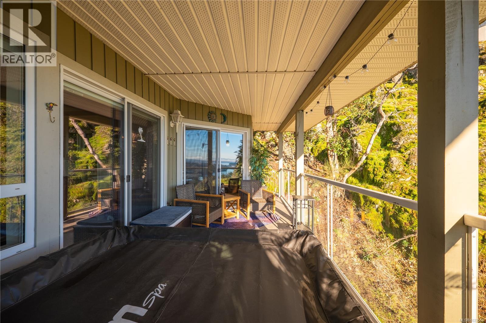 3371 Edgewood Dr, Nanaimo