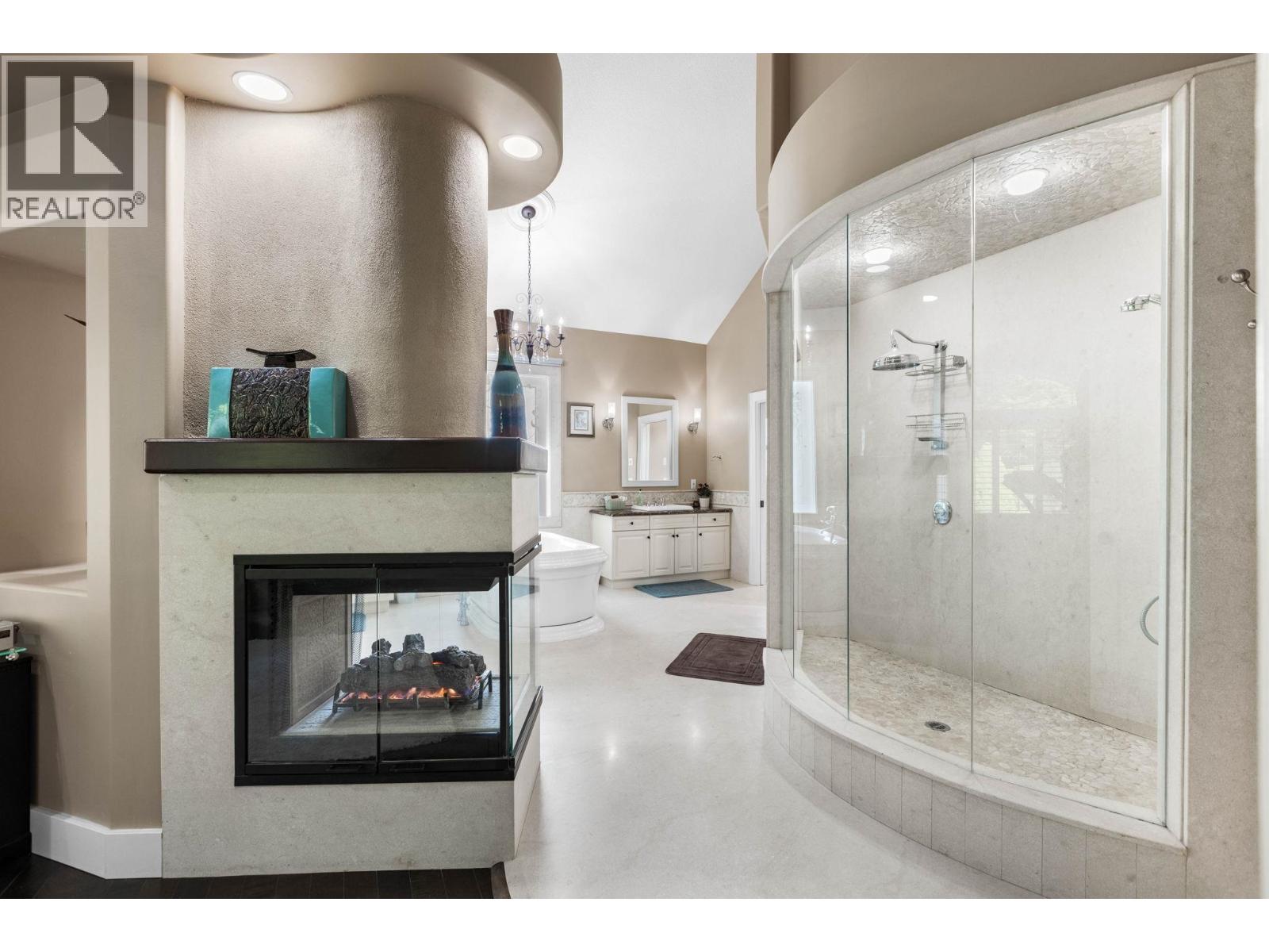 3027 PLATEAU BOULEVARD, Coquitlam