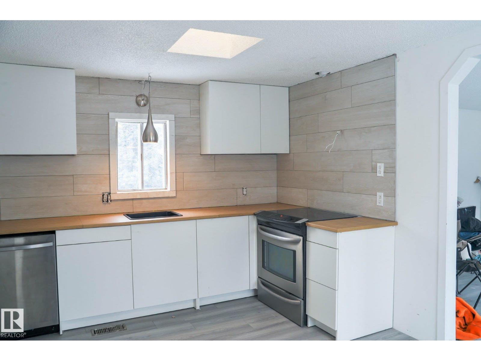 1035 Lakeland CR NW, Sherwood Park