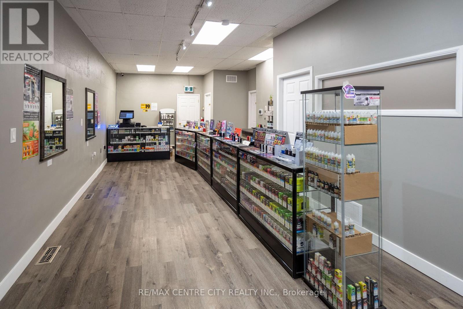 79 FRONT STREET W - Photo 4 of 50, Strathroy-Caradoc (NW), Ontario