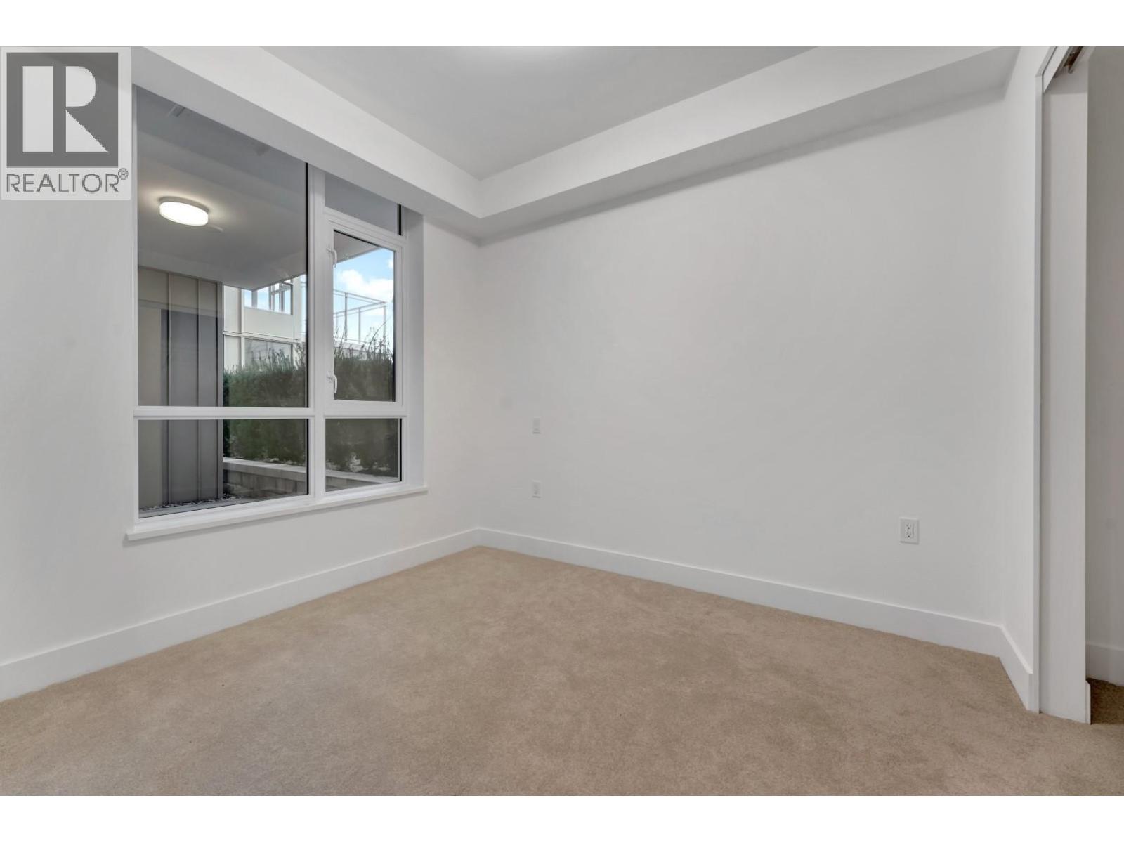 105 2325 EMERY COURT, North Vancouver