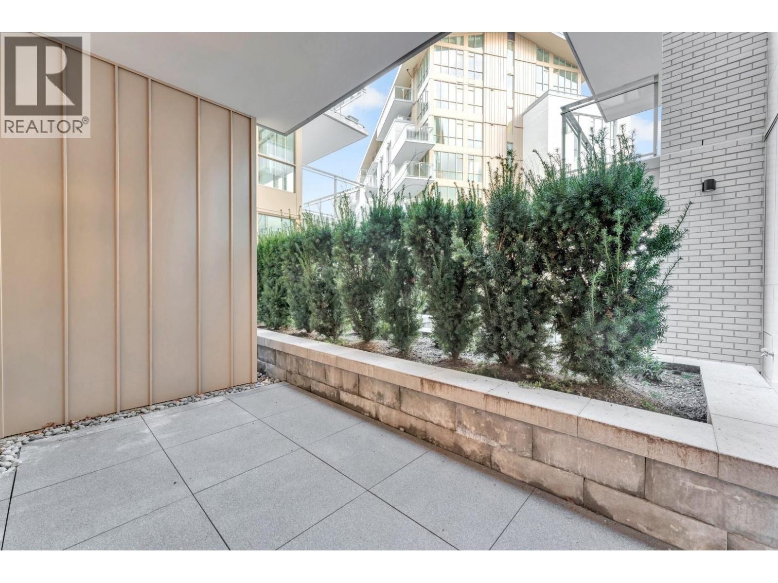 105 2325 EMERY COURT, North Vancouver