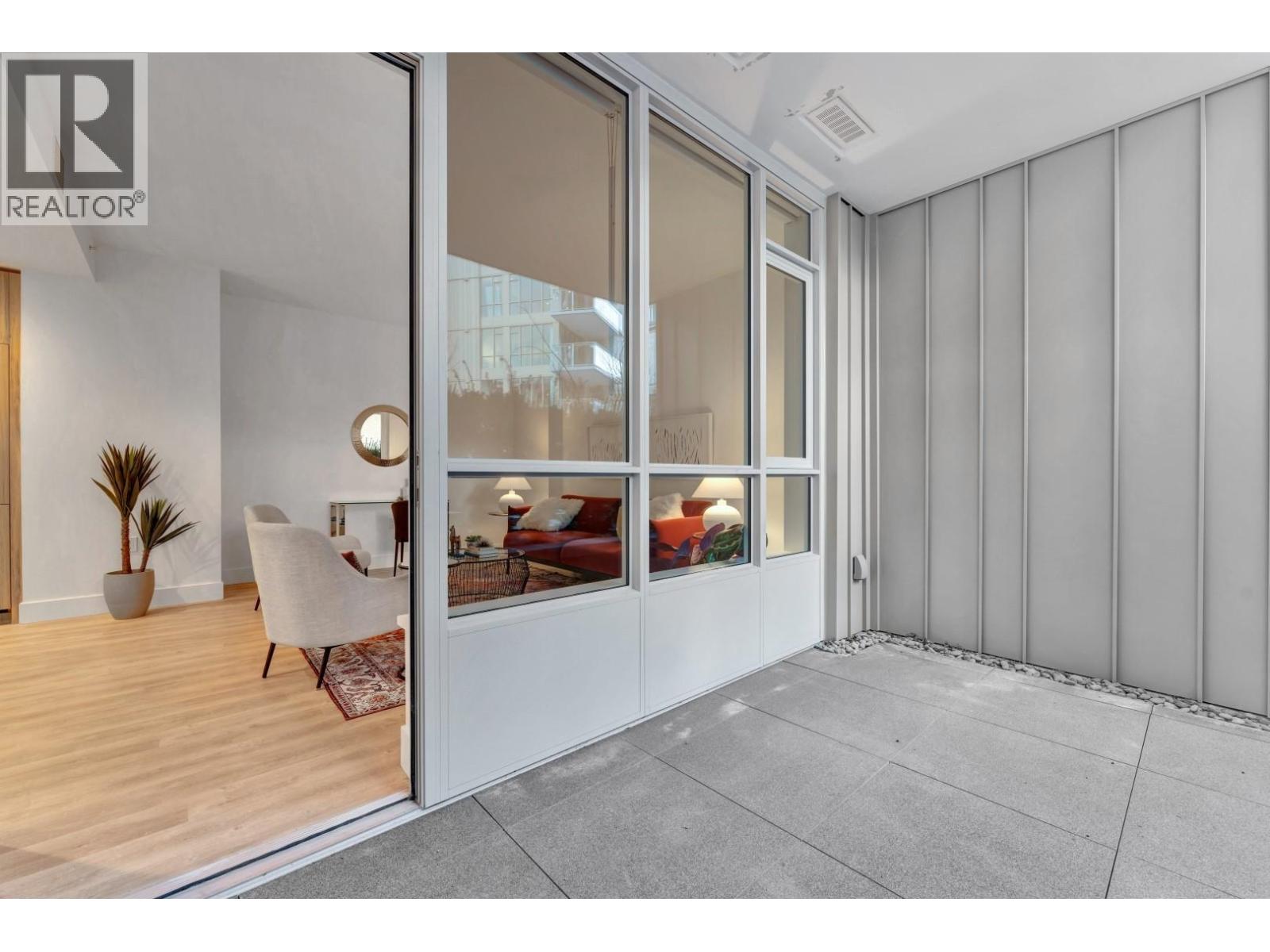 105 2325 EMERY COURT, North Vancouver