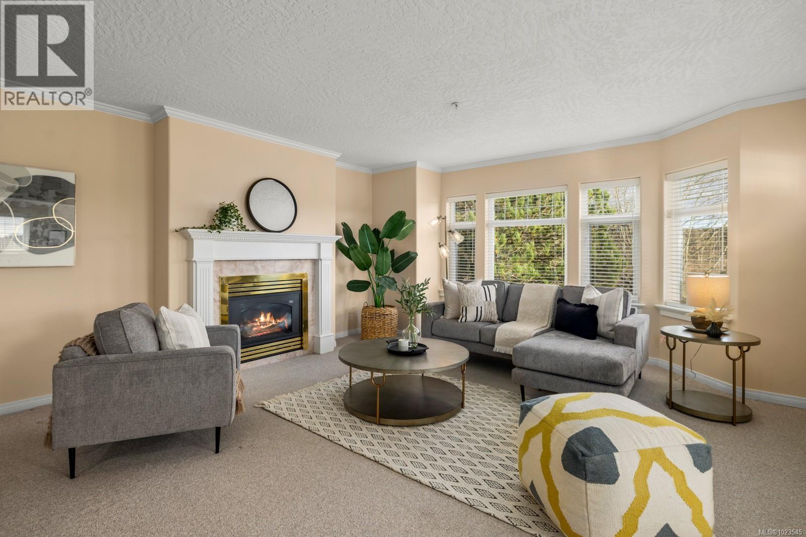 231 4490 Chatterton Way, Saanich