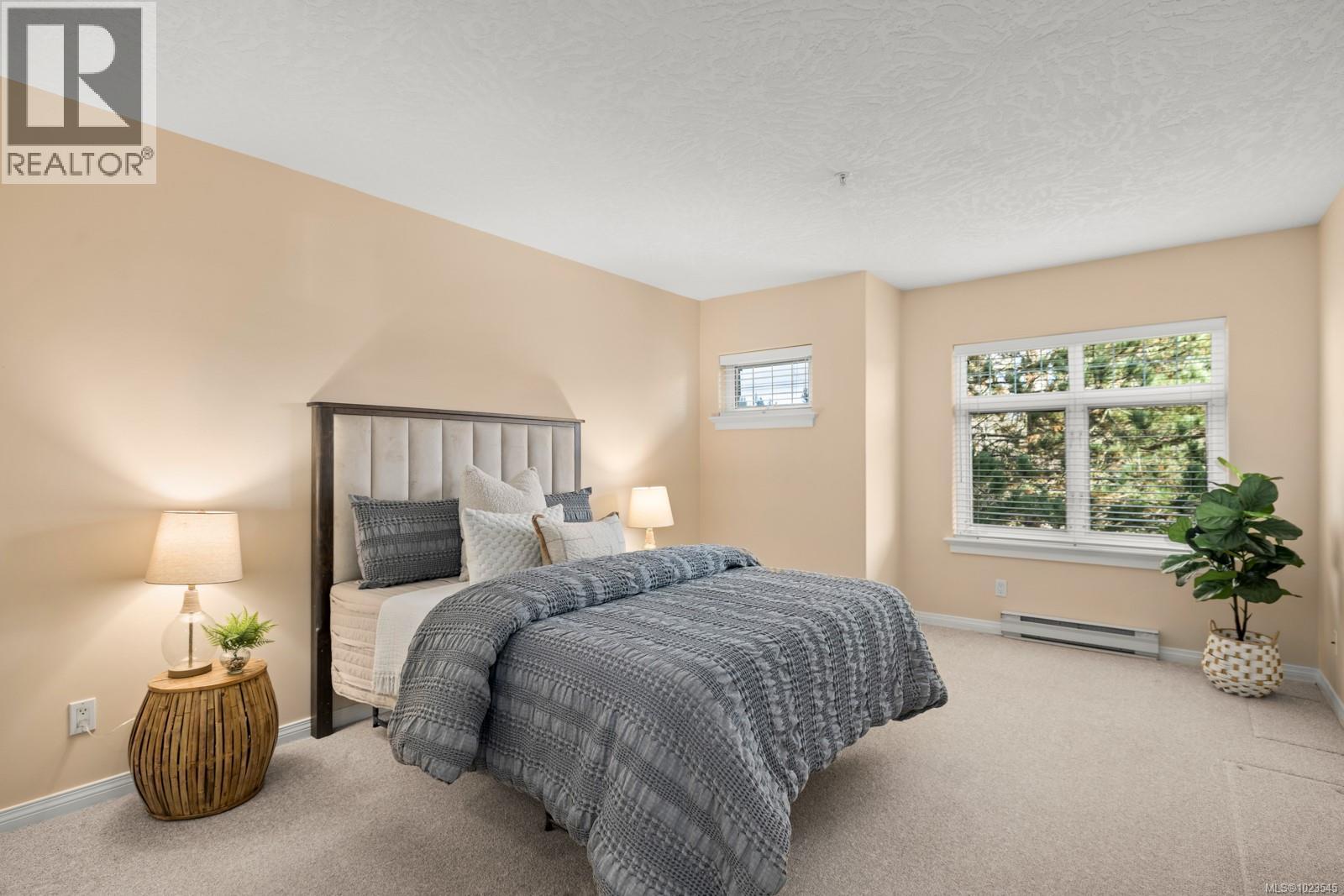 231 4490 Chatterton Way, Saanich