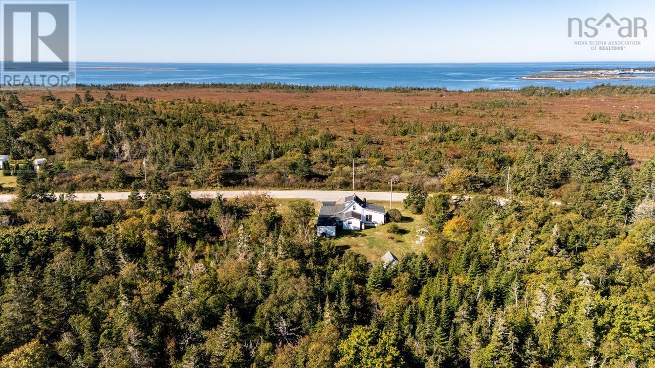 Property 26 of 27 of 2099 Comeaus Hill Road