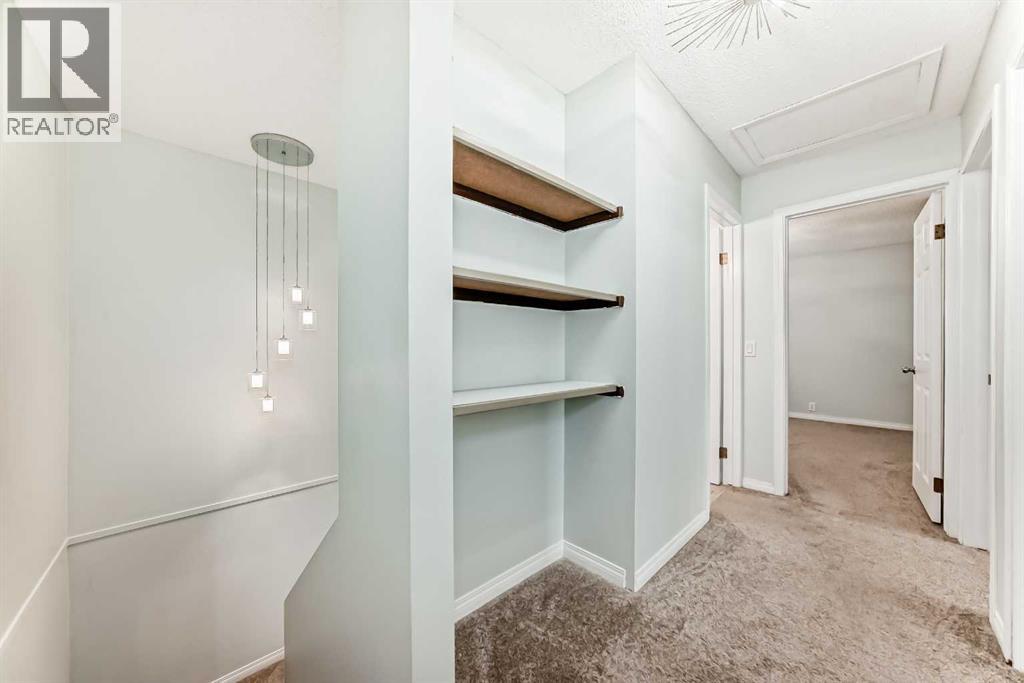 Single Family House for Sale in   Bergen Road NW Beddington Heights Calgary 