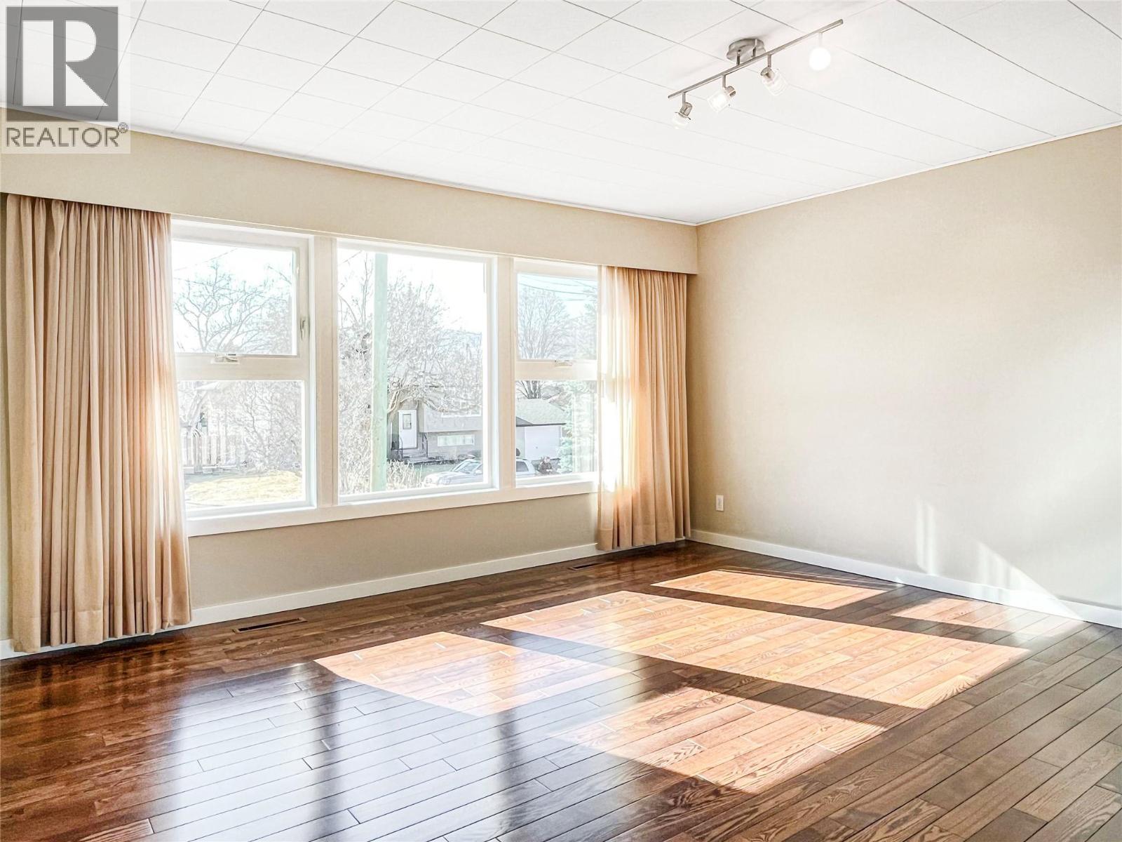 38 Willow Crescent, Osoyoos