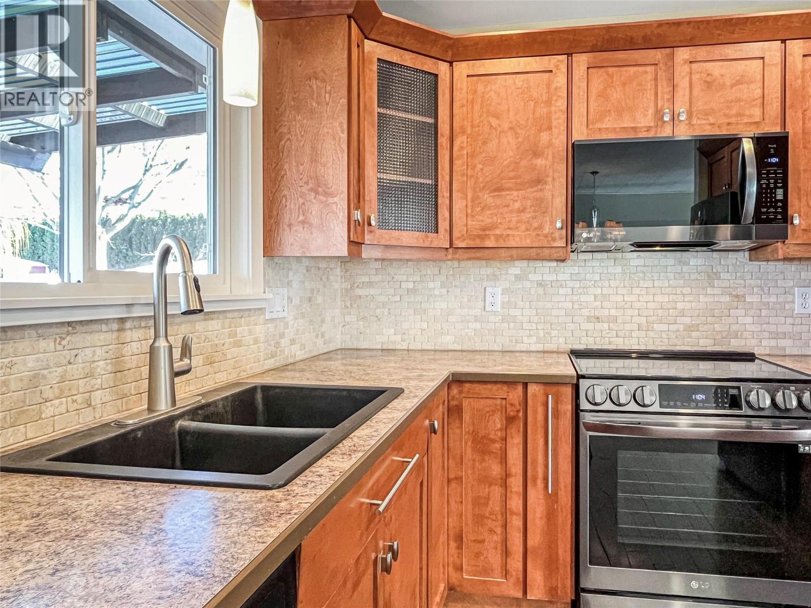 38 Willow Crescent, Osoyoos