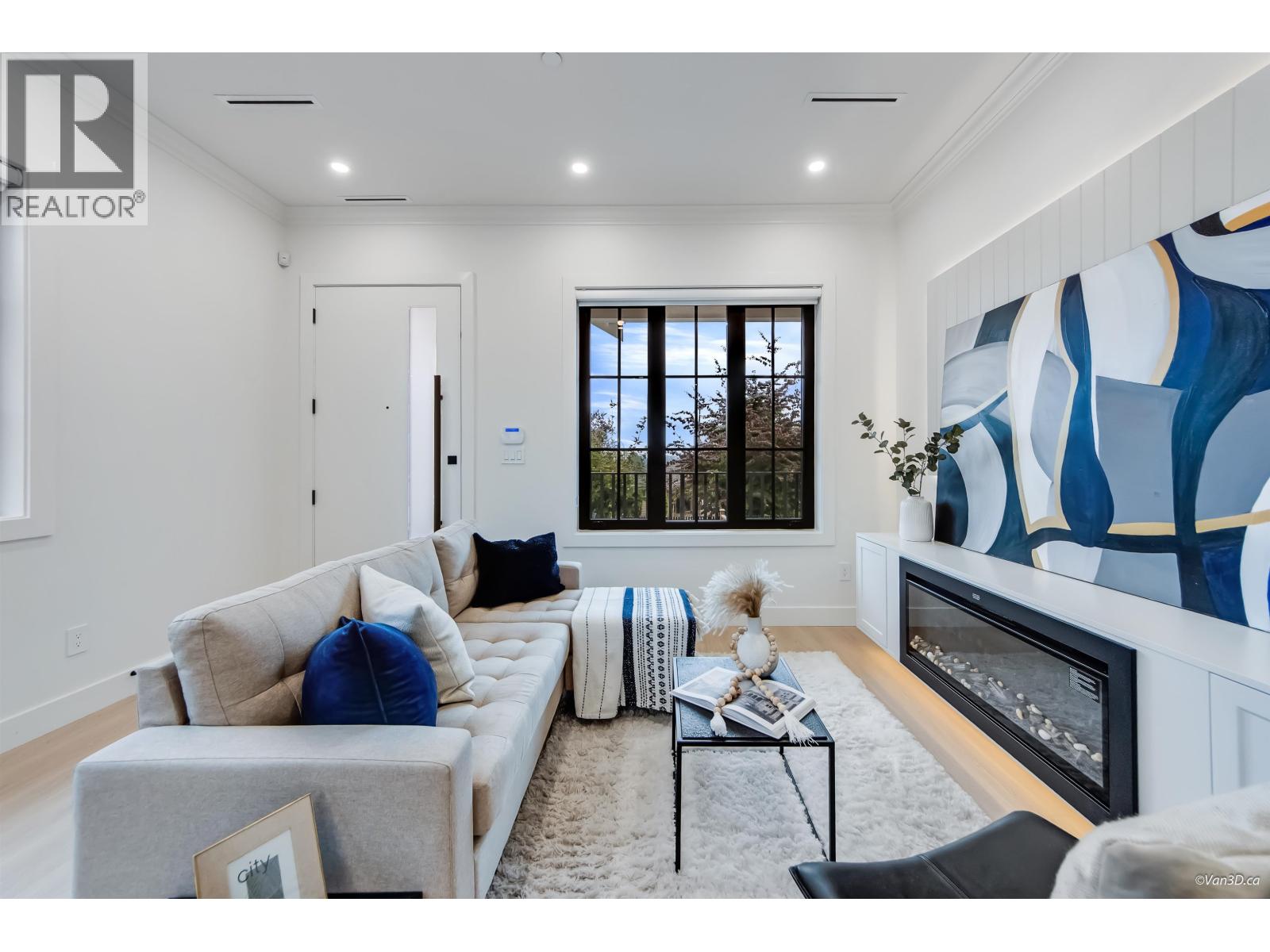 1347 E 64TH AVENUE - Photo 2 of 20, Vancouver, British Columbia