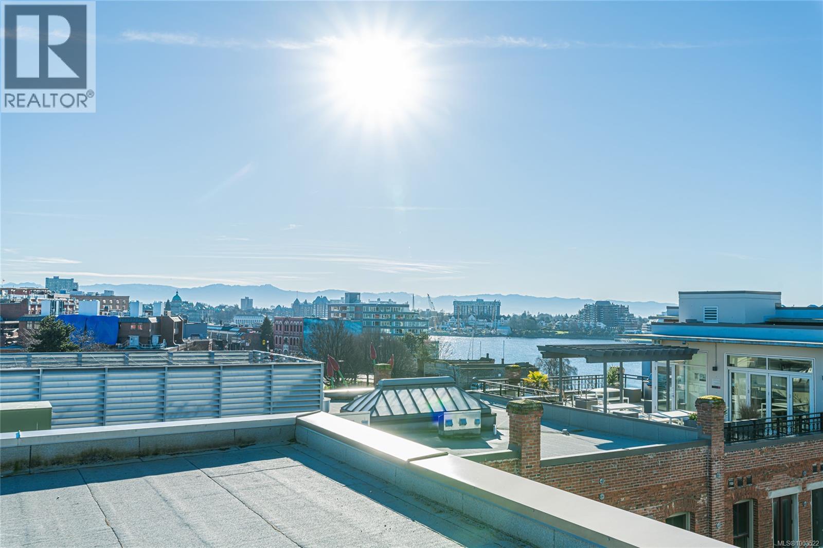 900 1628 Store Street, Victoria