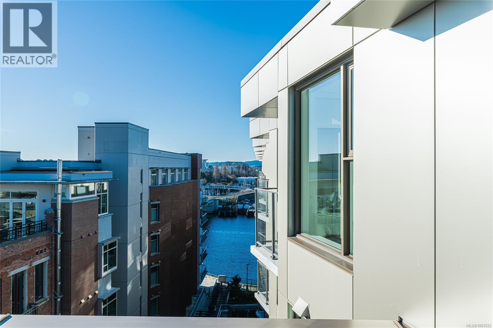 900 1628 Store Street, Victoria