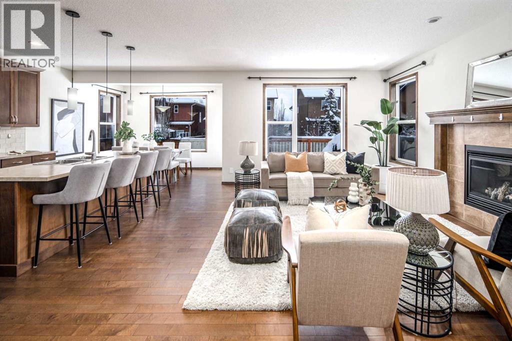 Single Family House for Sale in  Everbrook Drive SW Evergreen Calgary 