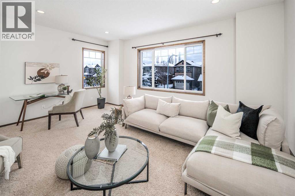 Single Family House for Sale in  Everbrook Drive SW Evergreen Calgary 