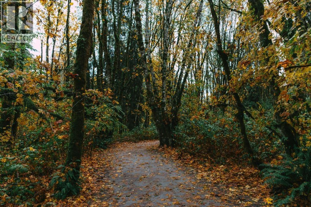 18 5610 TRAIL AVENUE, Sechelt