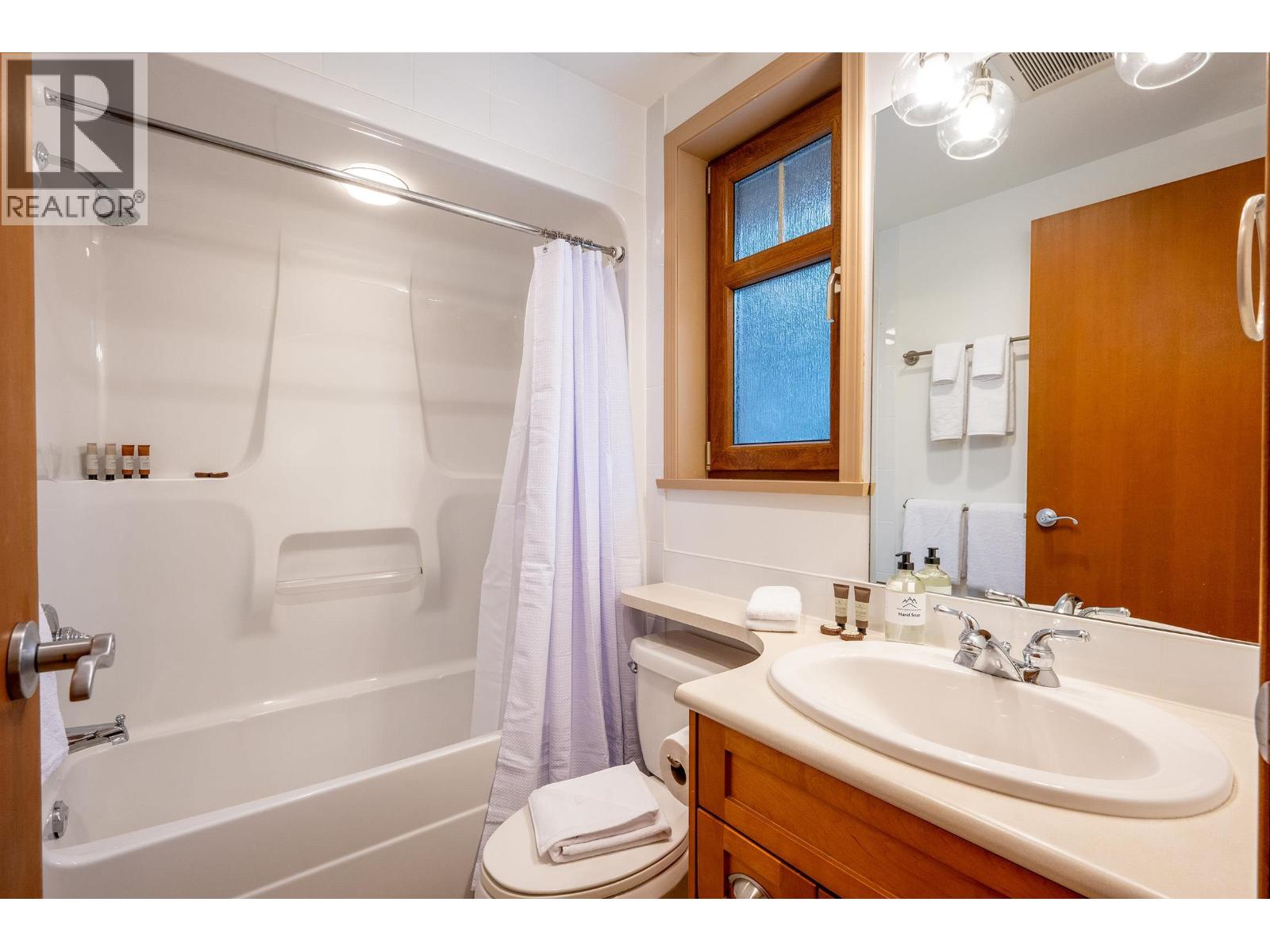 3012 ALPINE CRESCENT, Whistler