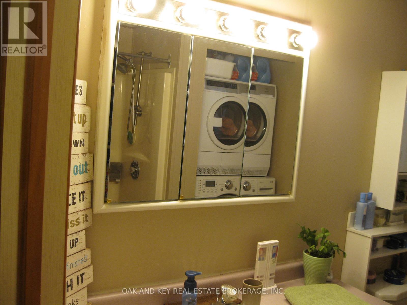 121 - 2189 DUNDAS STREET E Property Photo