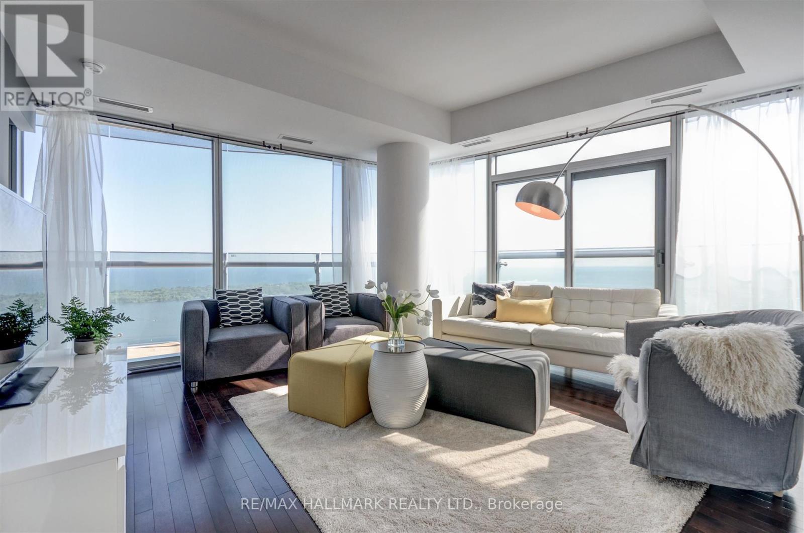 Listing photo of 5404 - 12 YORK STREET