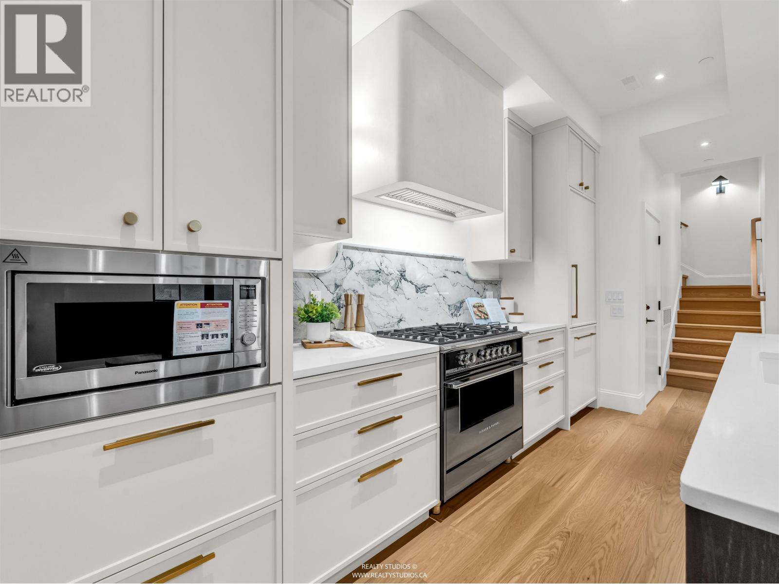 4090 MAPLE CRESCENT, Vancouver