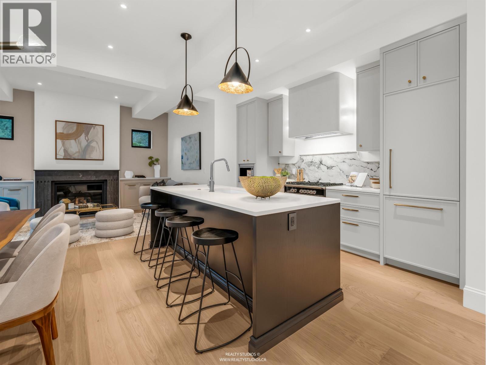 4090 MAPLE CRESCENT, Vancouver