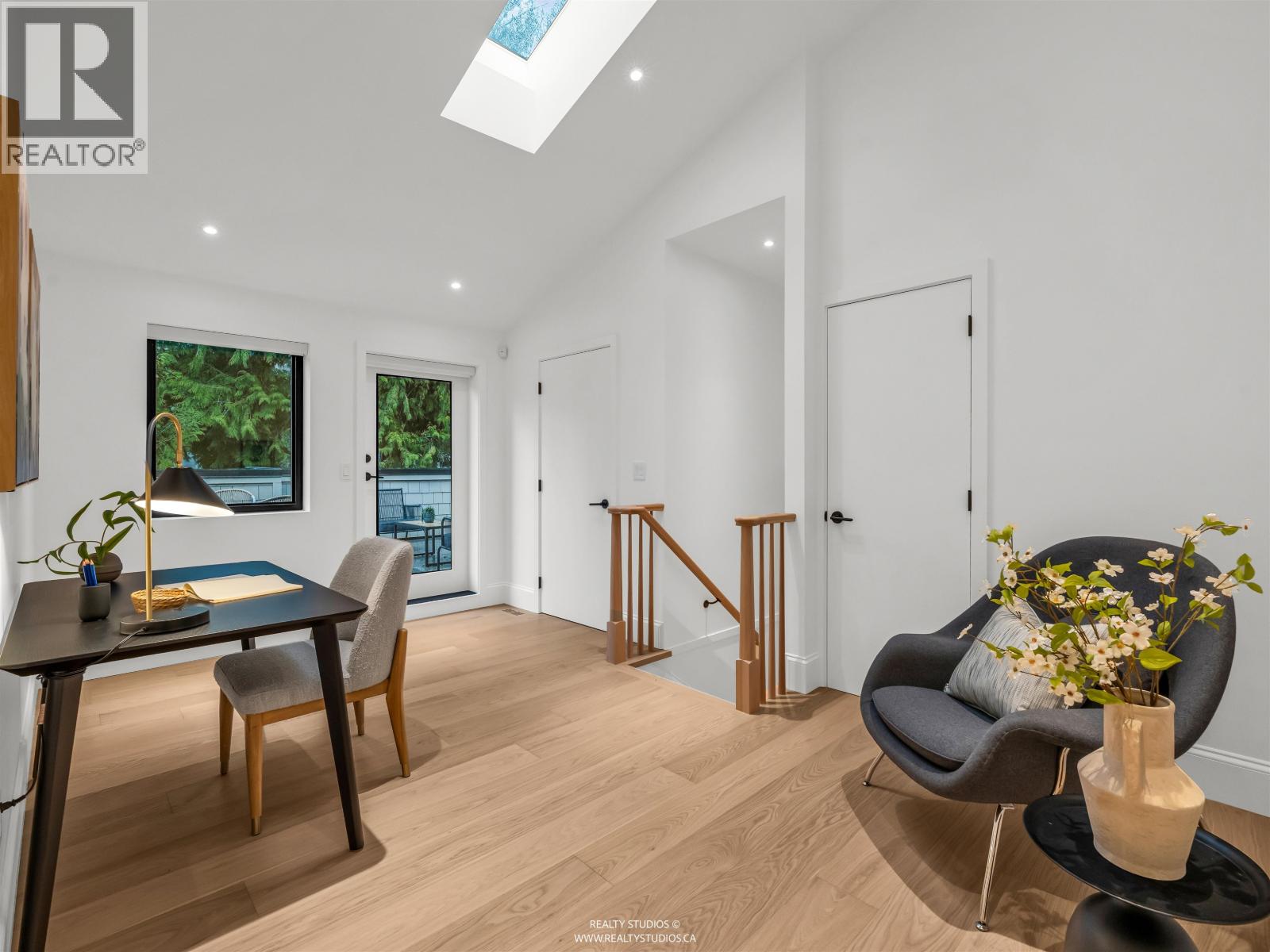 4090 MAPLE CRESCENT, Vancouver