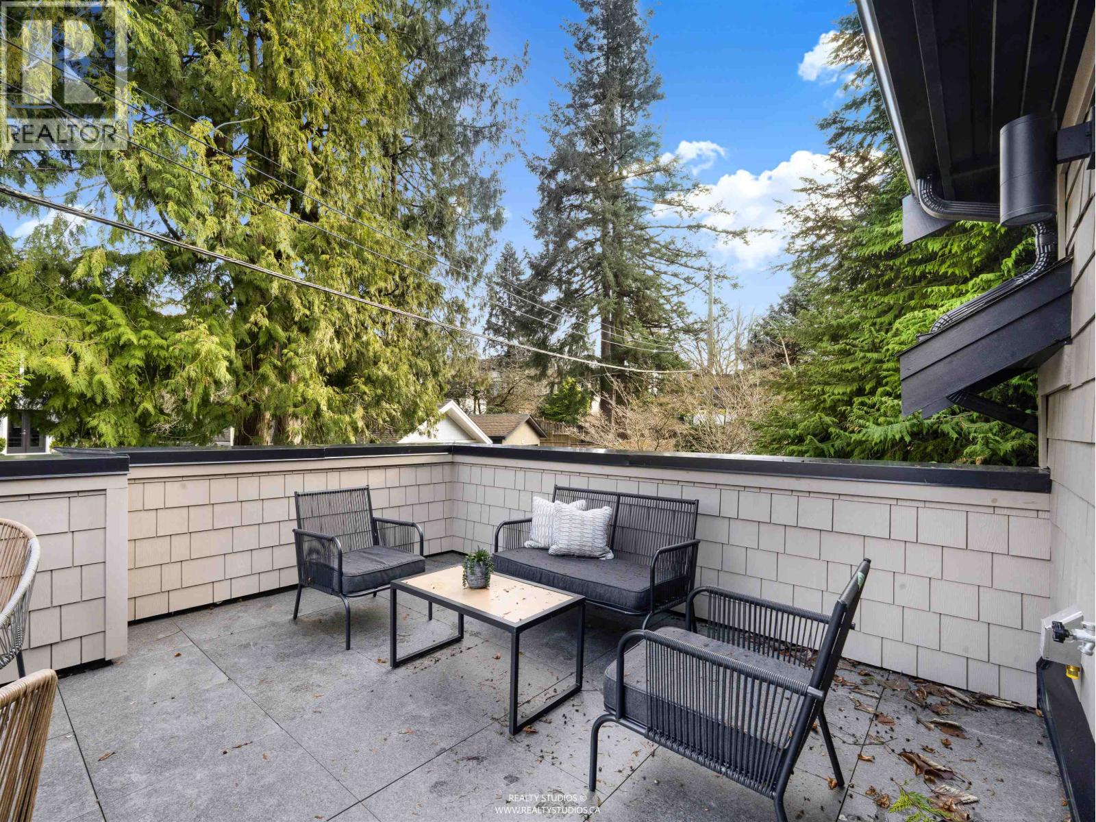 4090 MAPLE CRESCENT, Vancouver