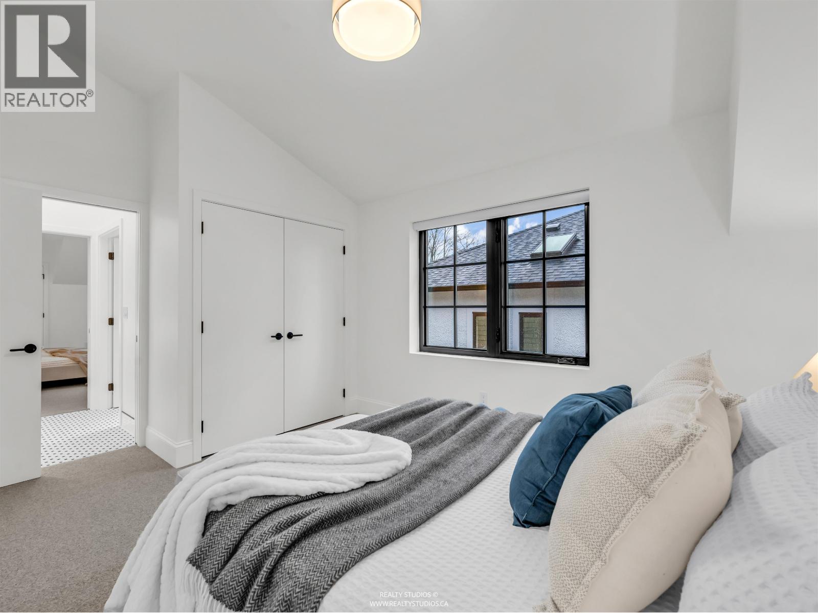 4090 MAPLE CRESCENT, Vancouver