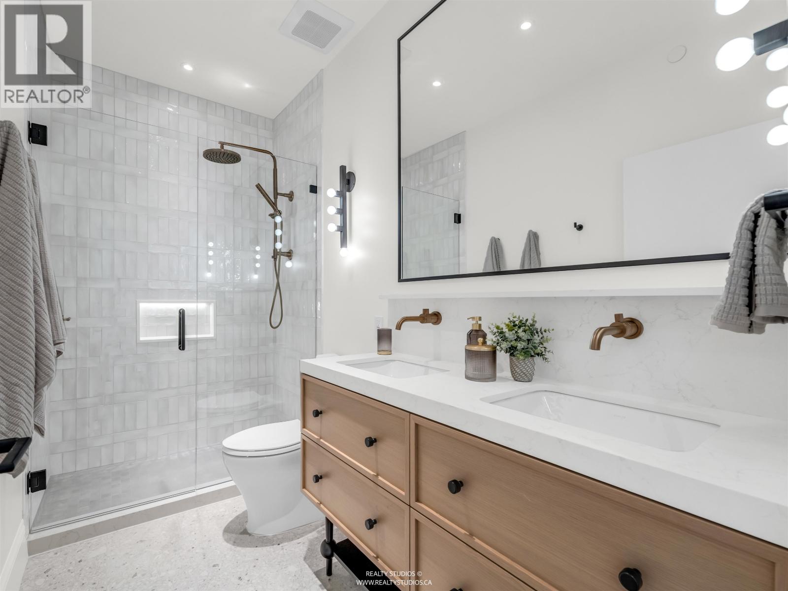 1 4088 MAPLE CRESCENT, Vancouver