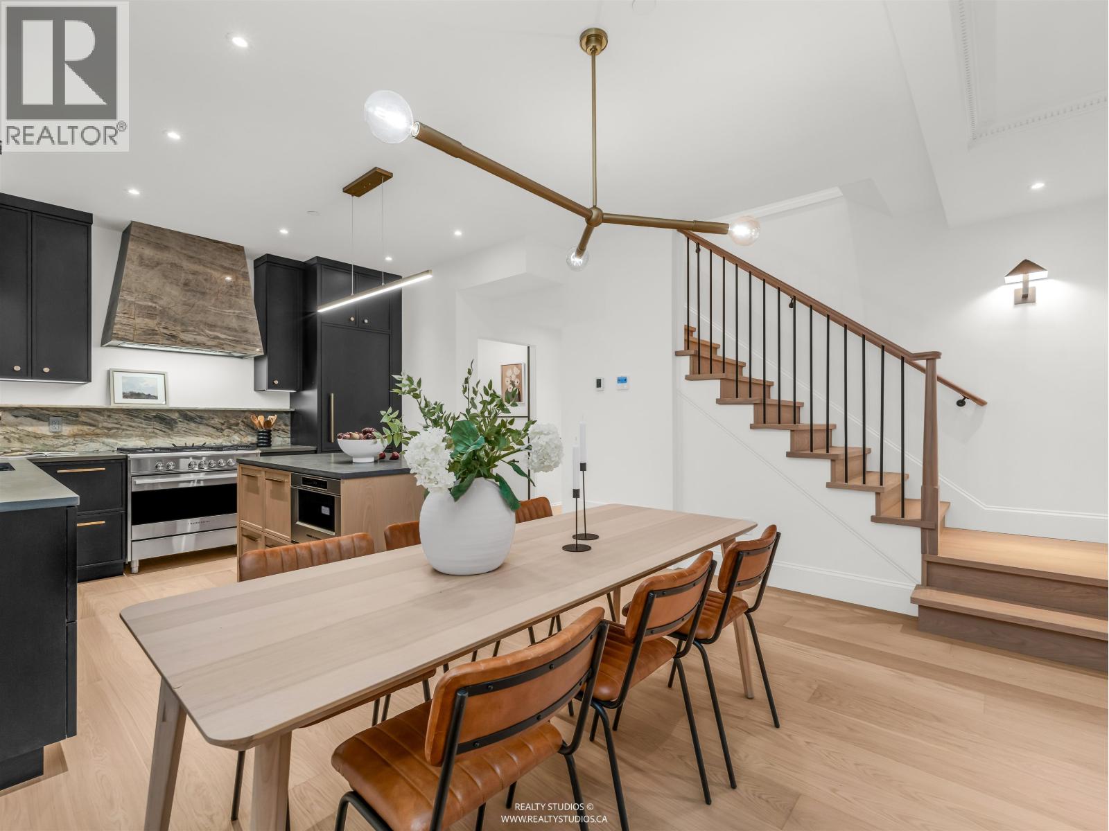 1 4088 MAPLE CRESCENT, Vancouver