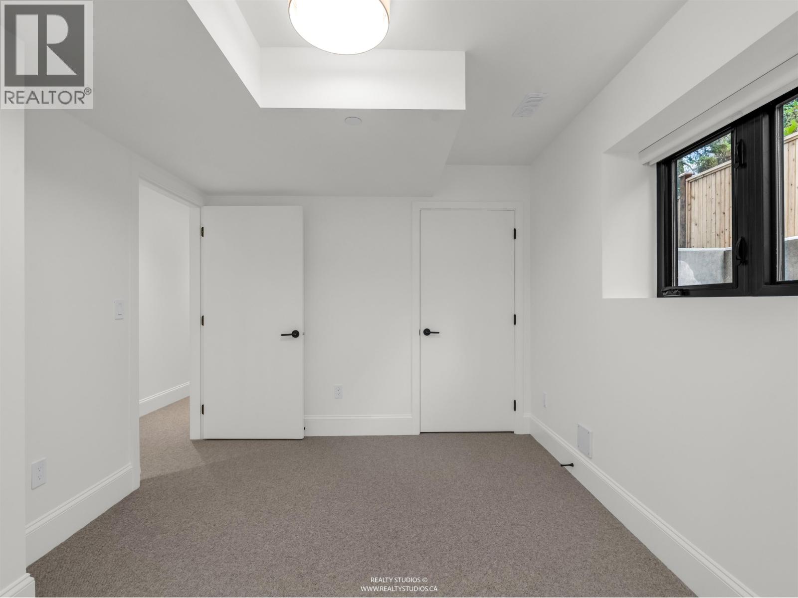 1 4088 MAPLE CRESCENT, Vancouver