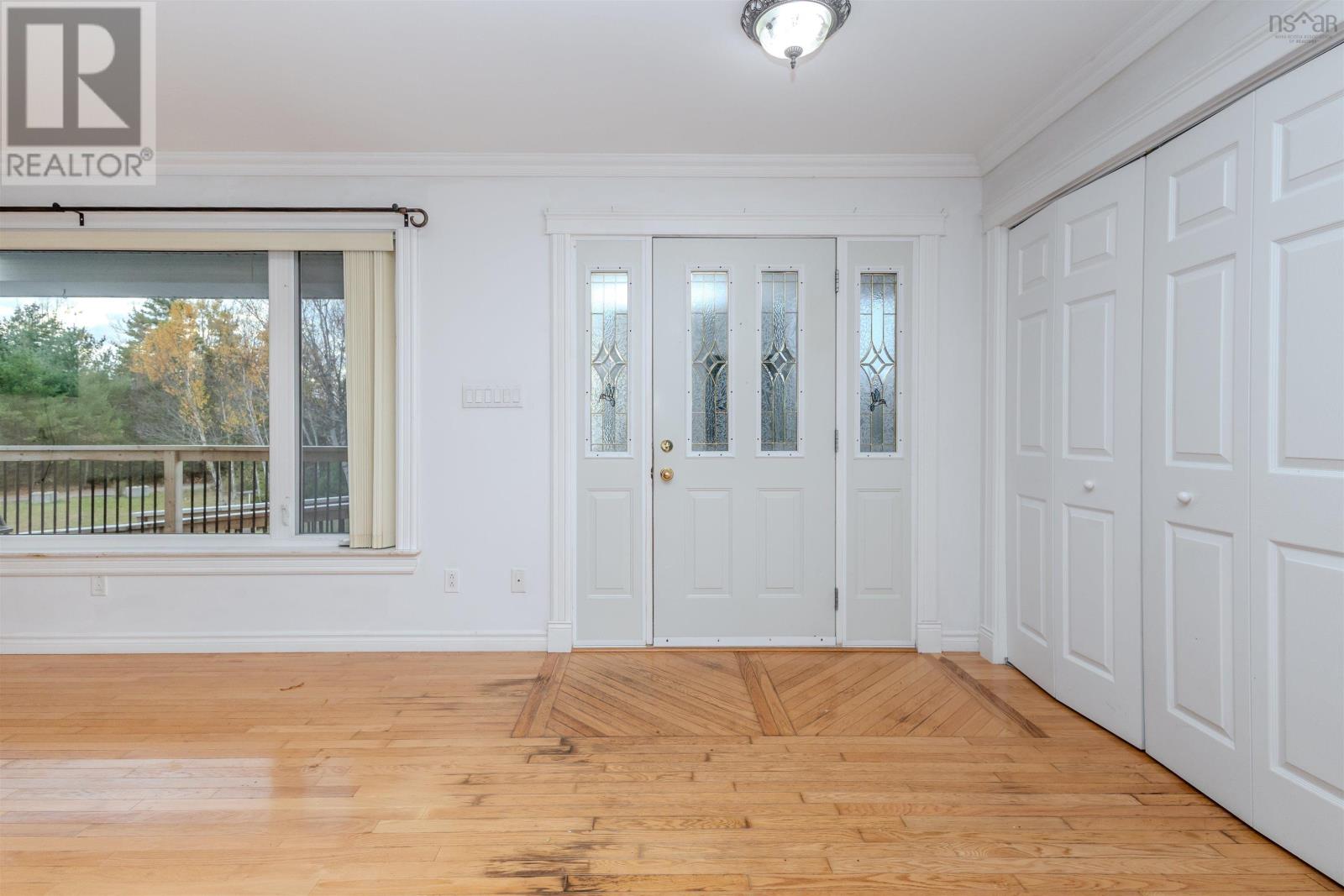 Property 20 of 47 of 103 Paradise Road