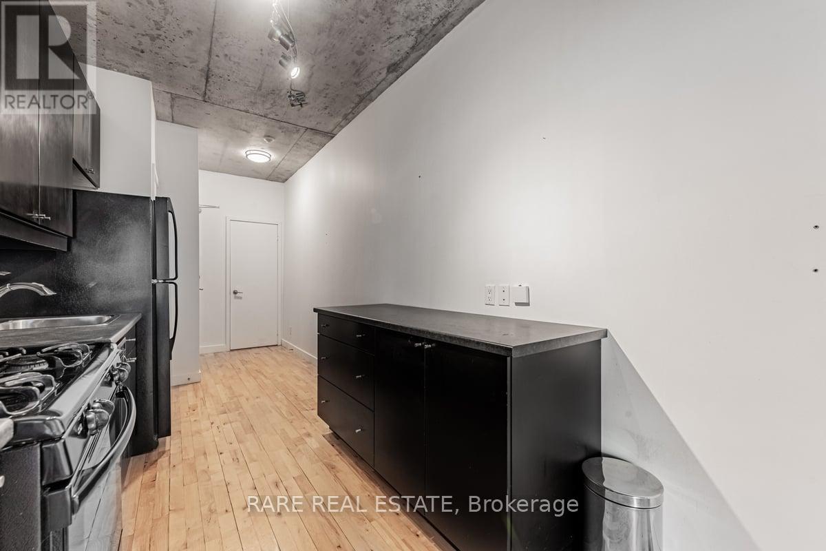 #302 42 CAMDEN STREET - 7
