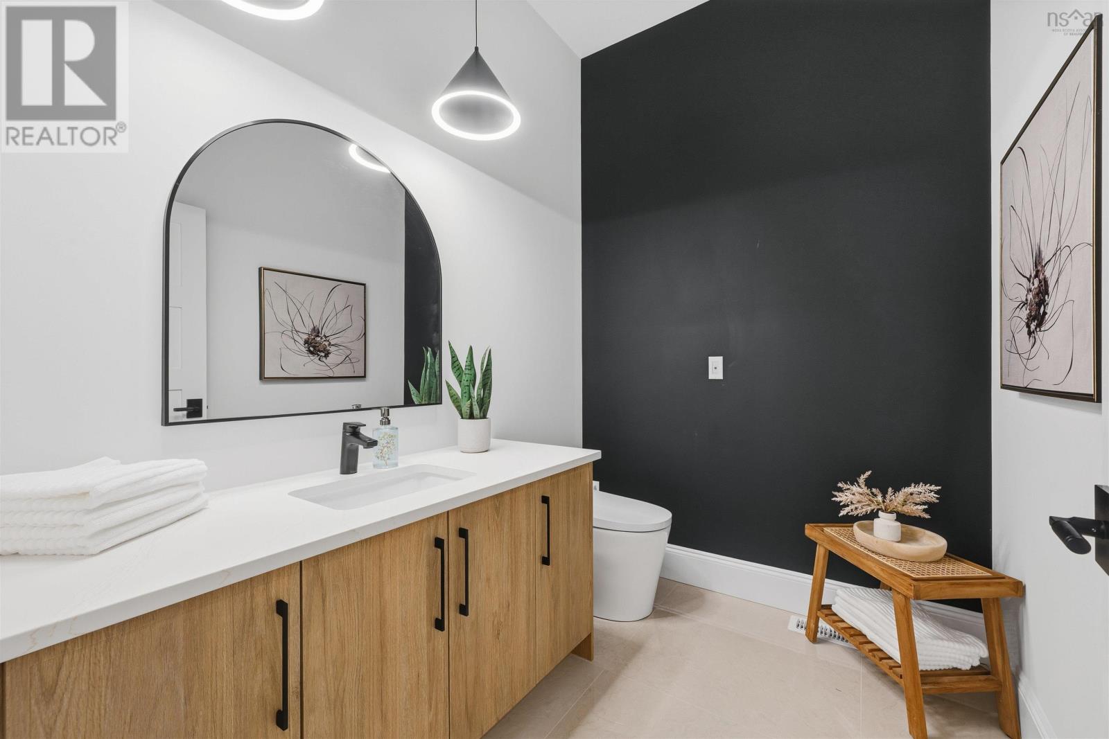 Property 17 of 49 of 6 Glissade Court