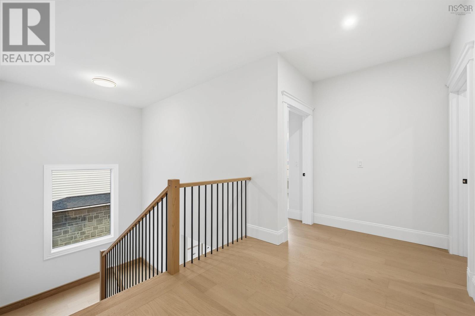 Property 25 of 49 of 6 Glissade Court