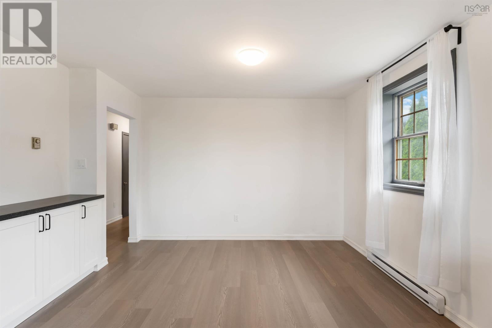 Property 12 of 26 of 92 Apple Tree Lane