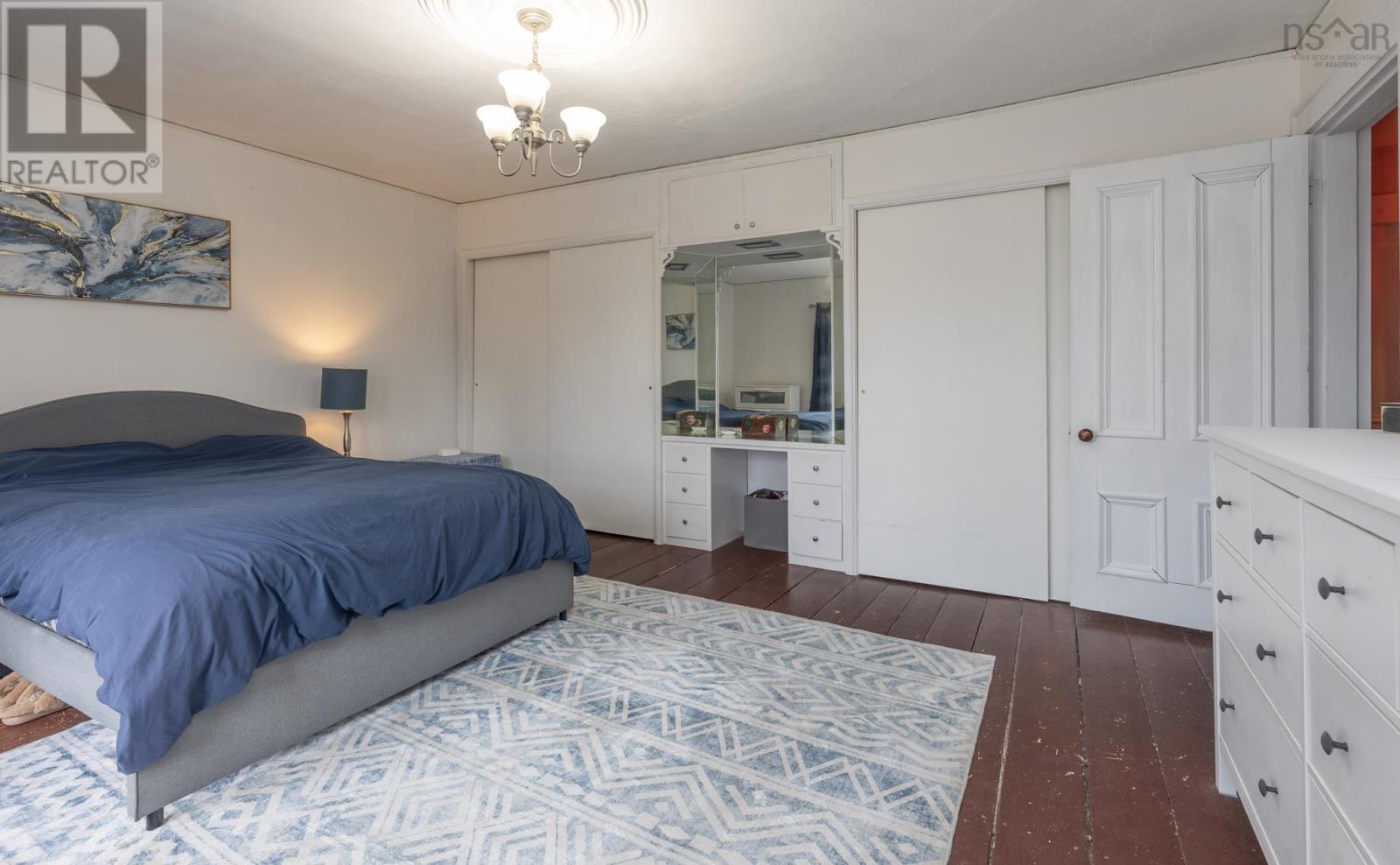 Property 22 of 45 of 22 Baker Street