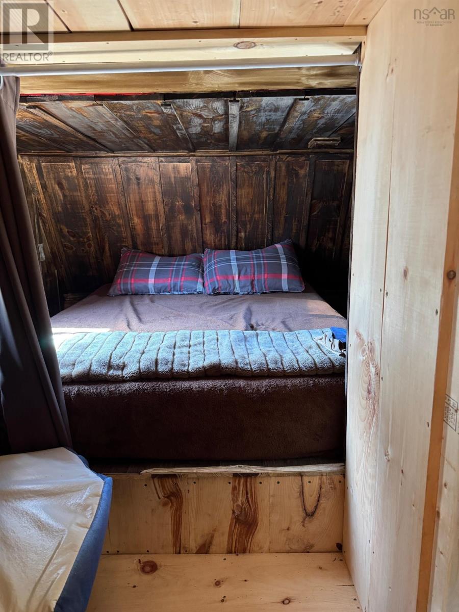 Property 16 of 20 of 114 Caseys Trail