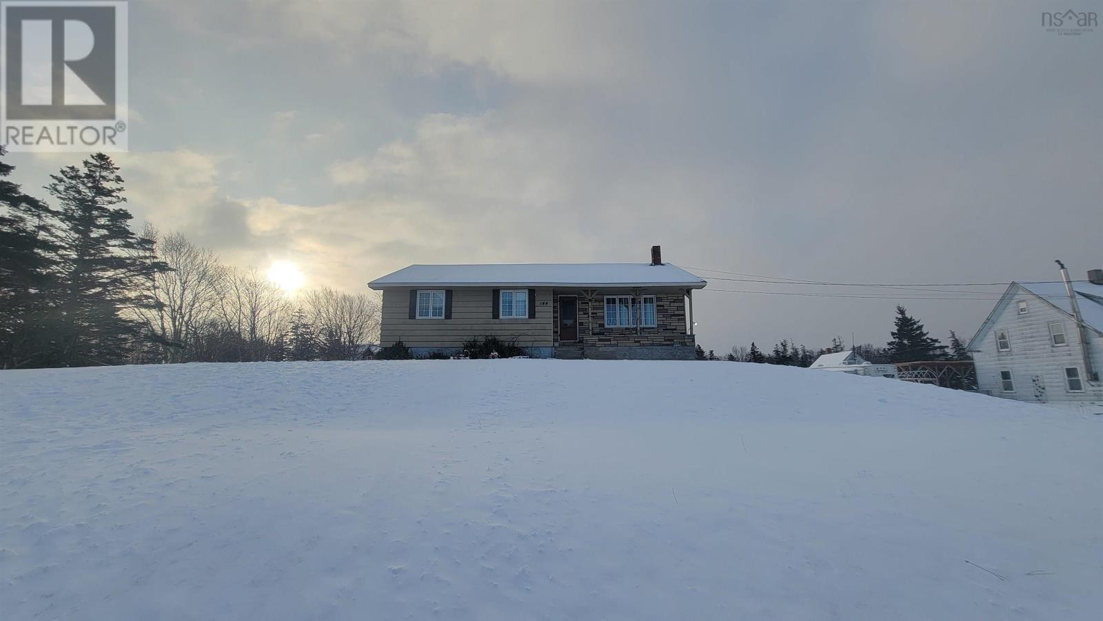 Property 2 of 21 of 144 Chemin De L'est Street