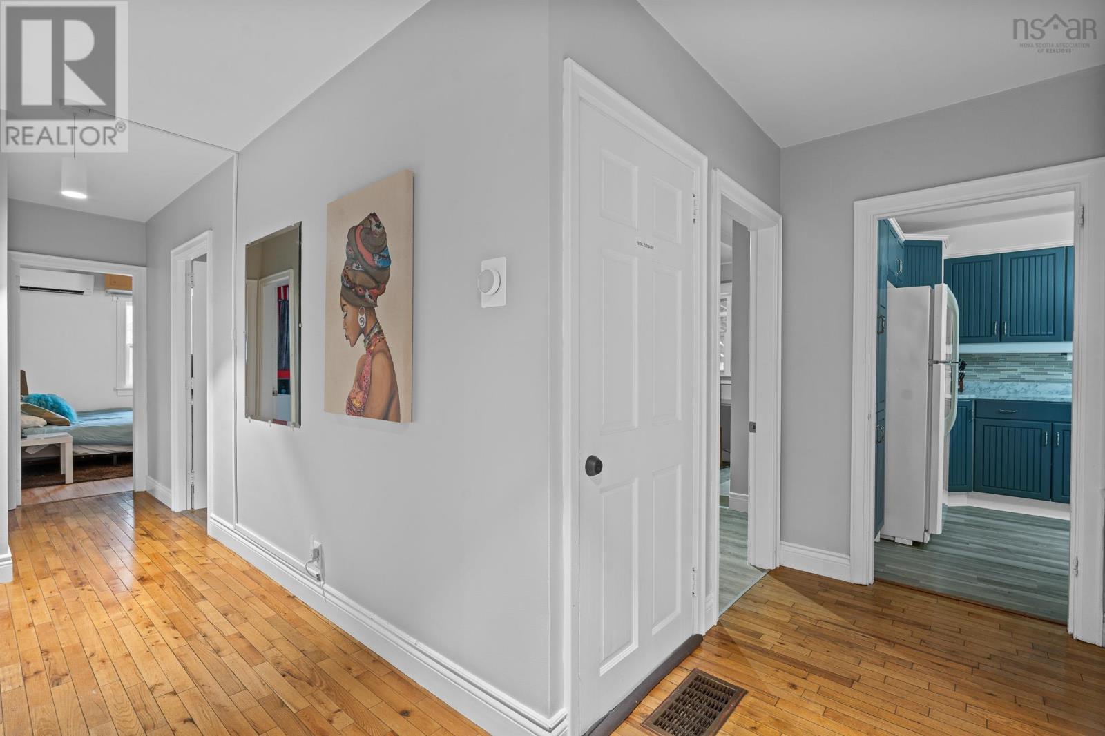 Property 13 of 49 of 1589 King Street