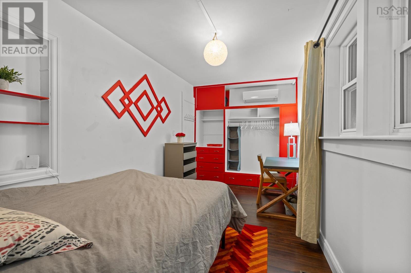 Property 7 of 49 of 1589 King Street