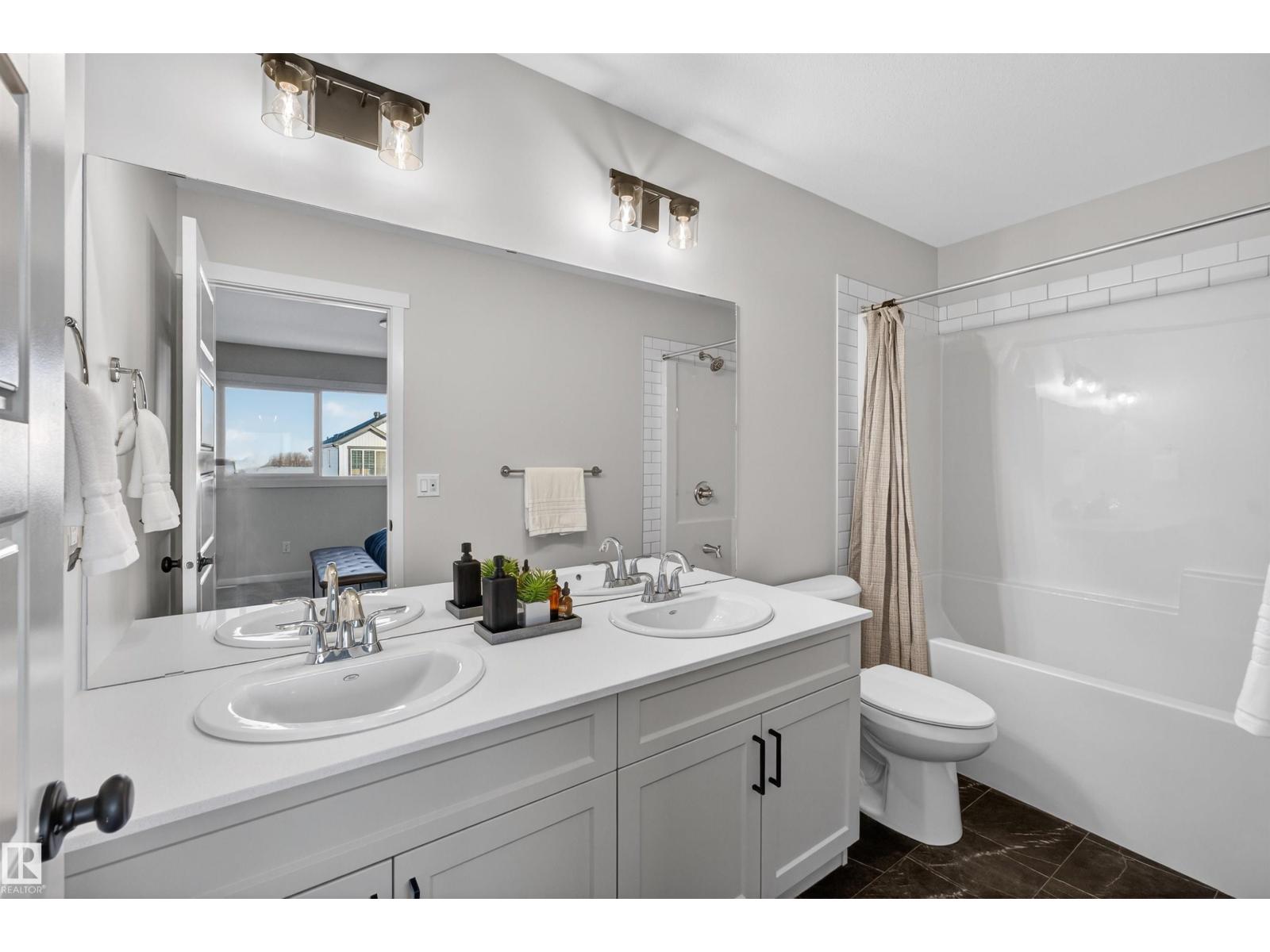 3 ETON LI, Spruce Grove