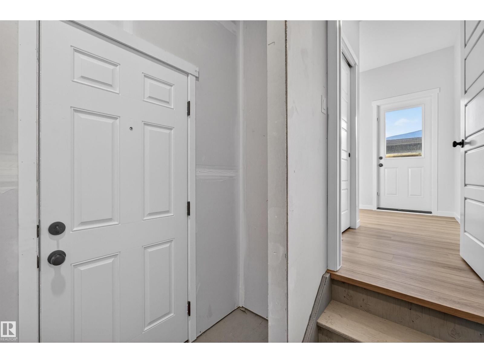 3 ETON LI, Spruce Grove