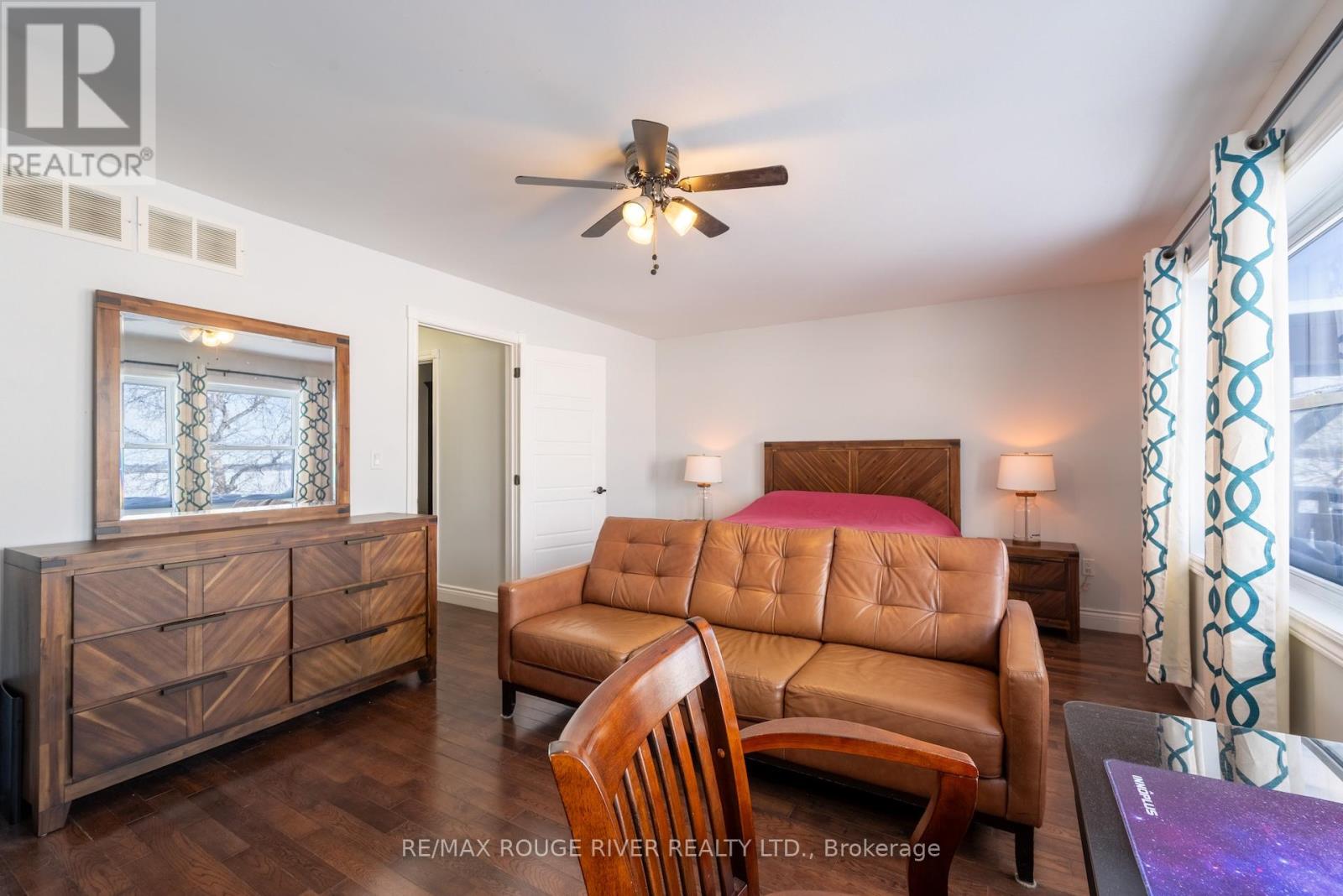 #55 6108 CURTIS POINT ROAD - 25