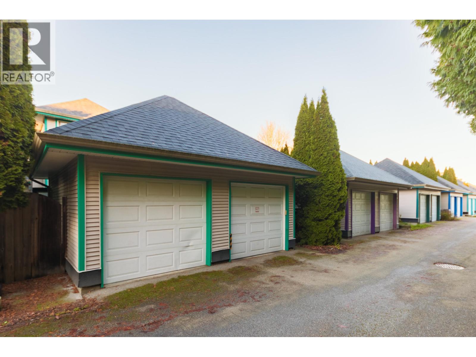 7668 BENNETT ROAD, Richmond