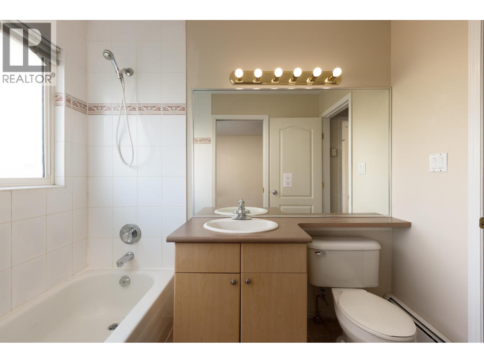 7668 BENNETT ROAD, Richmond