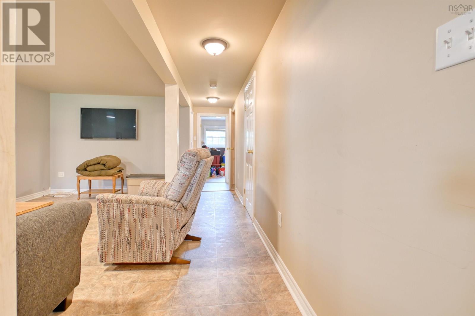 Property 33 of 50 of 1049 Evanston Road