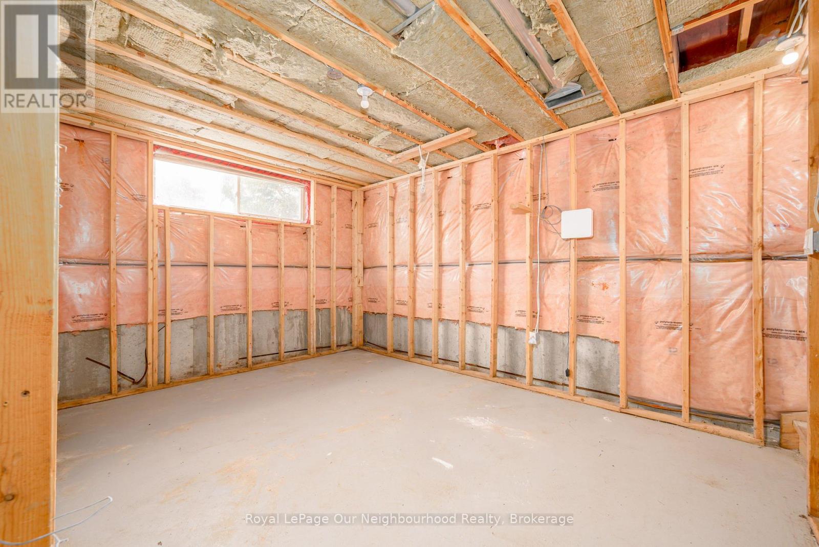 10300 RAVENSHOE ROAD, Georgina (Baldwin), Ontario, L9P1R2 — Photo 37