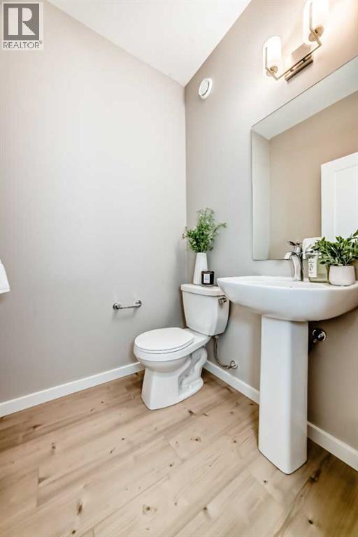 Single Family House for Sale in  Walgrove Bay SE Walden Calgary 