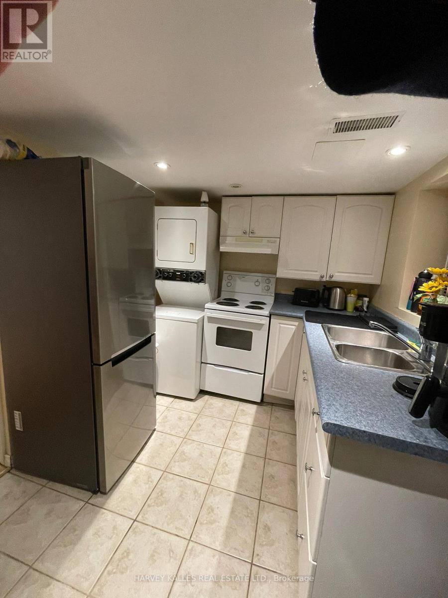 LOWER - 32 FULLER AVENUE - Photo 4 of 12, Toronto (Roncesvalles), Ontario