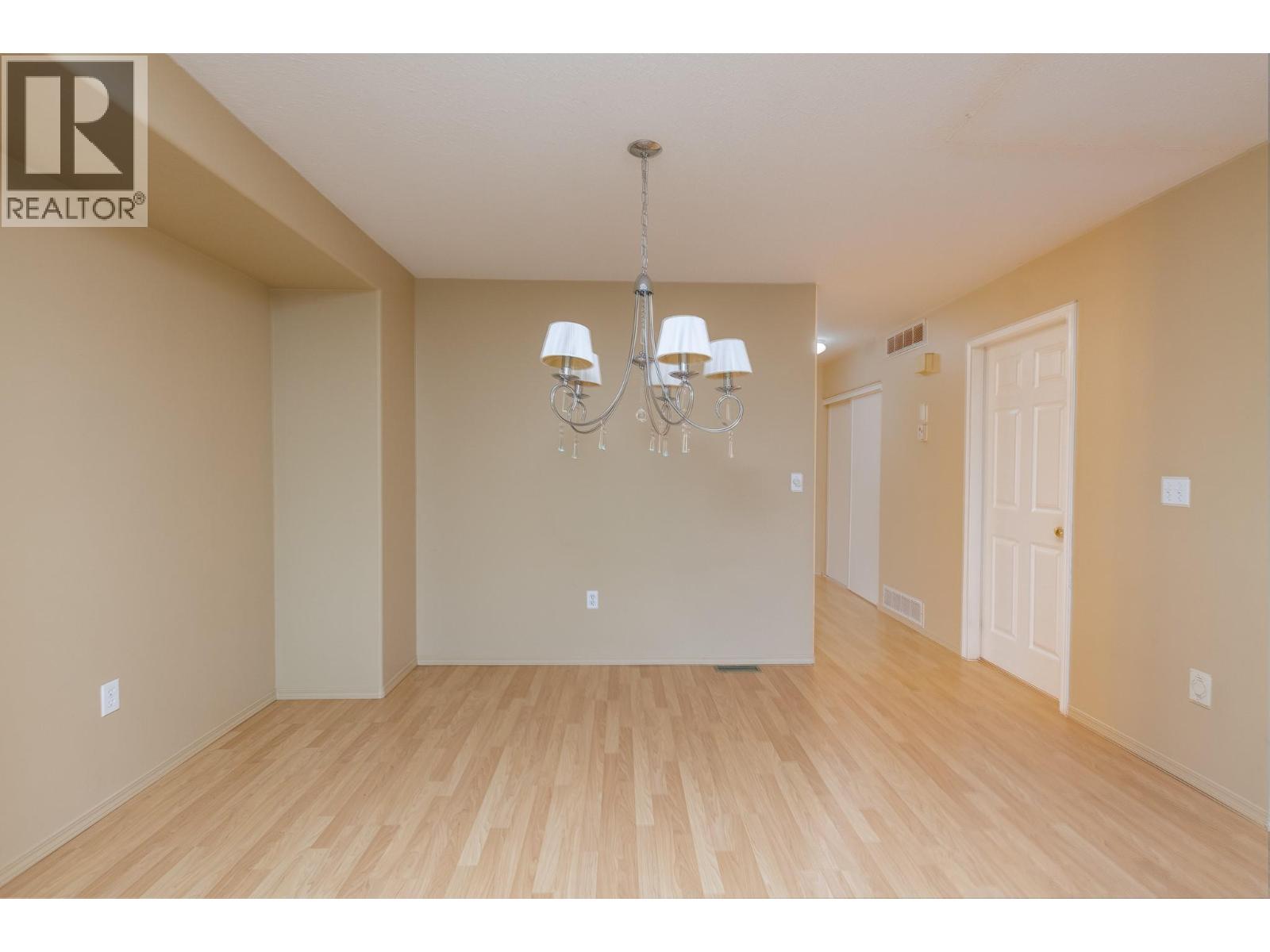 111 Harbourfront Drive NW Unit# 14, Salmon Arm